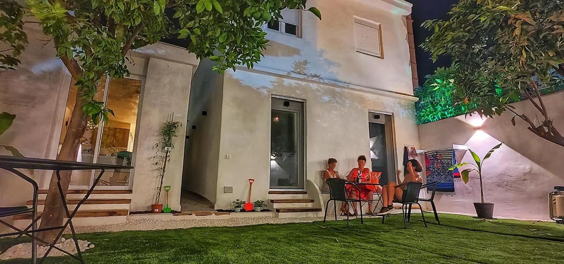 Casita Naif Estancias En Torre Del Mar A 30 Metros De La Playa 0*,  Spain