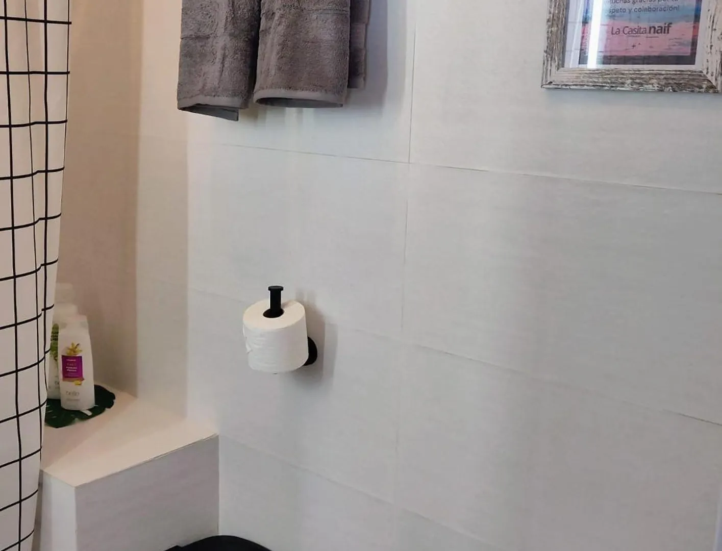 Casita Naif Estancias En Torre Del Mar A 30 Metros De La Playa Homestay
