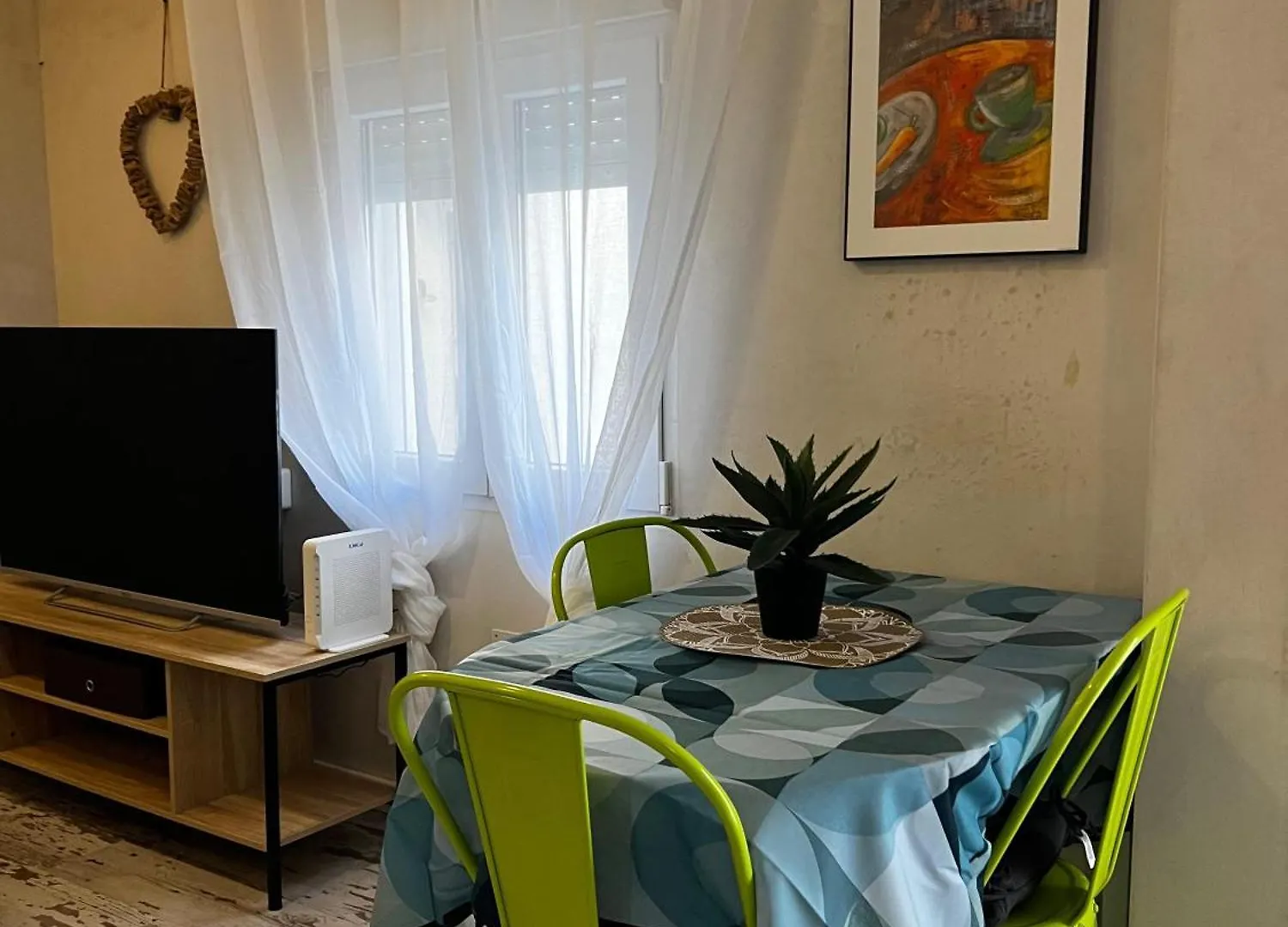 Homestay Casita Naif Estancias En Torre Del Mar A 30 Metros De La Playa