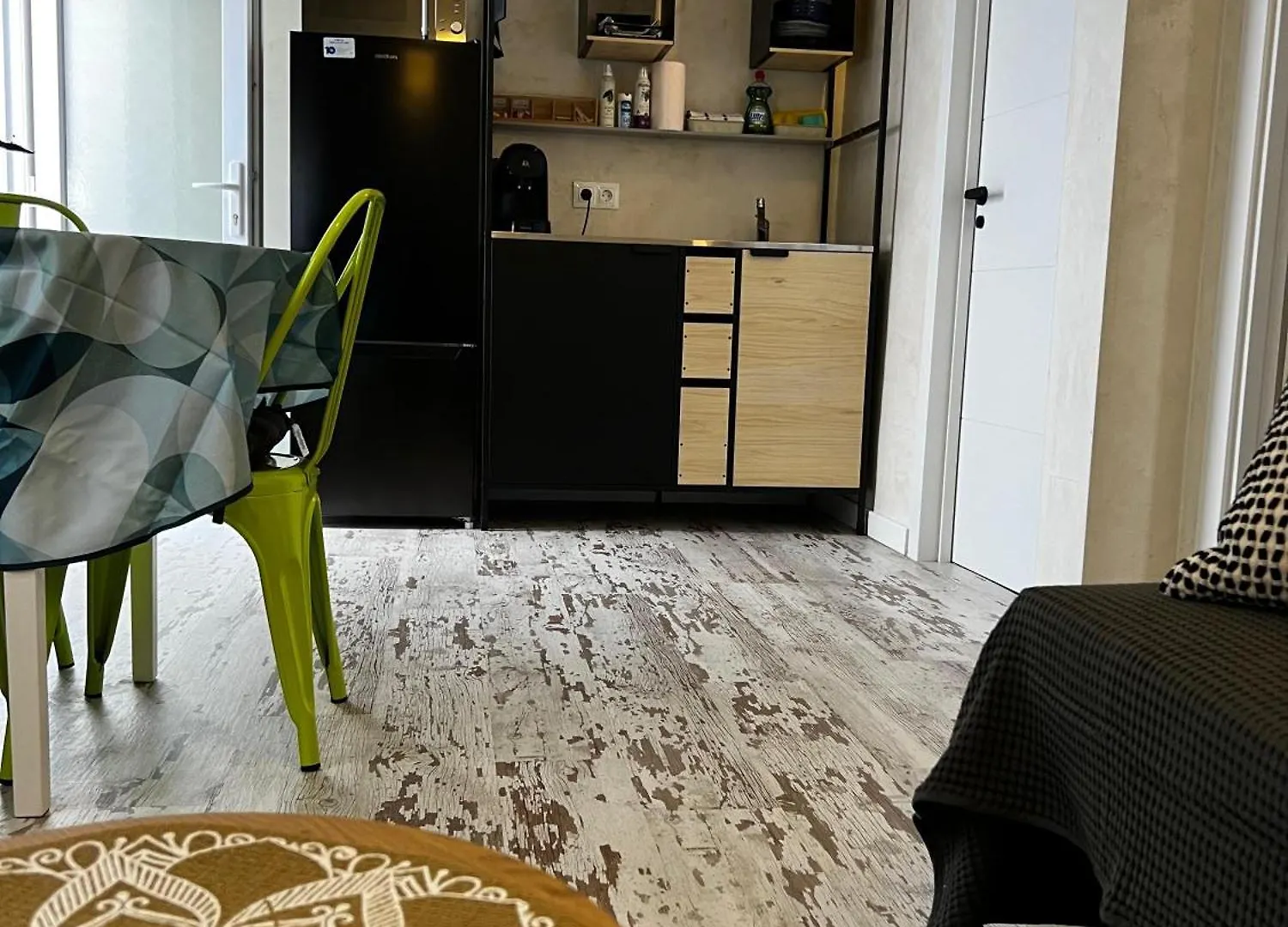 Casita Naif Estancias En Torre Del Mar A 30 Metros De La Playa