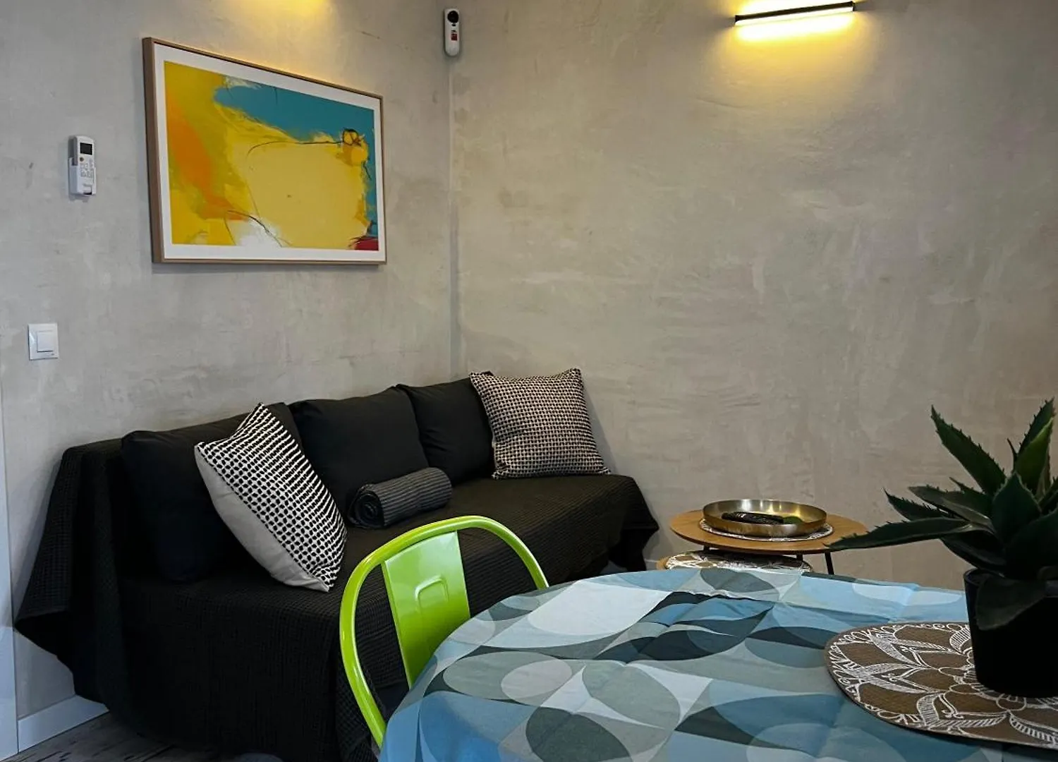 Homestay Casita Naif Estancias En Torre Del Mar A 30 Metros De La Playa Spain