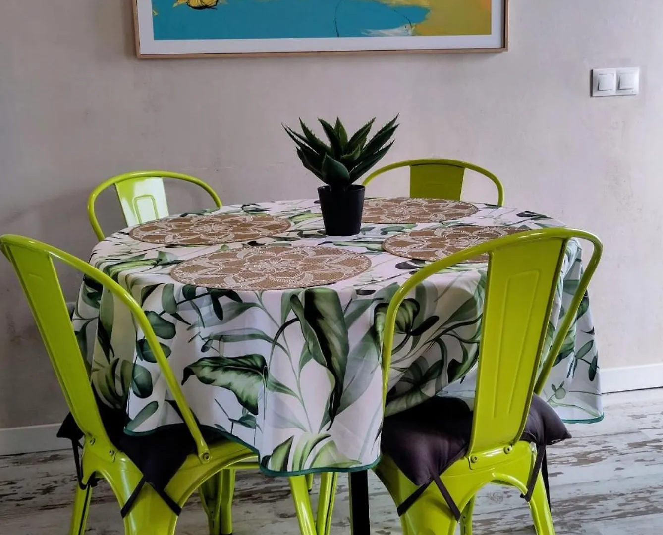 Casita Naif Estancias En Torre Del Mar A 30 Metros De La Playa